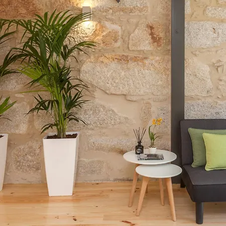 Apartment Local *