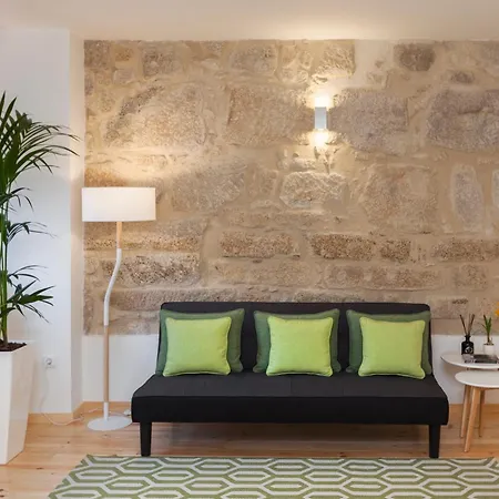 Local Apartmán